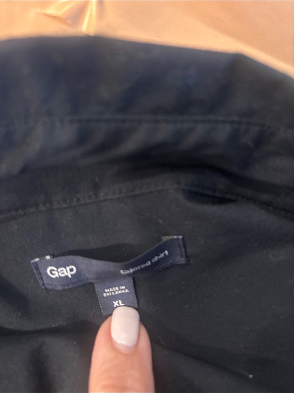 GAP Womens Black Long-Sleeve Button-Down Shirt - Picture 2 of 4